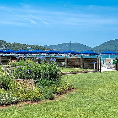 Portoconte Hotell Porto Conte