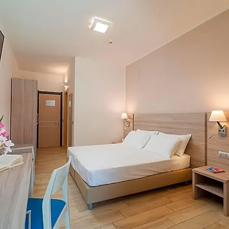 Portoconte Hotell 4*