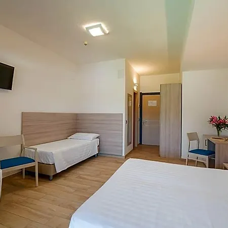 Portoconte Hotell 4*