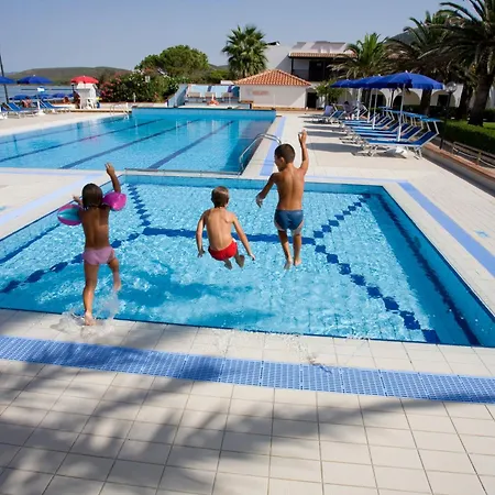 호텔 Portoconte 4*